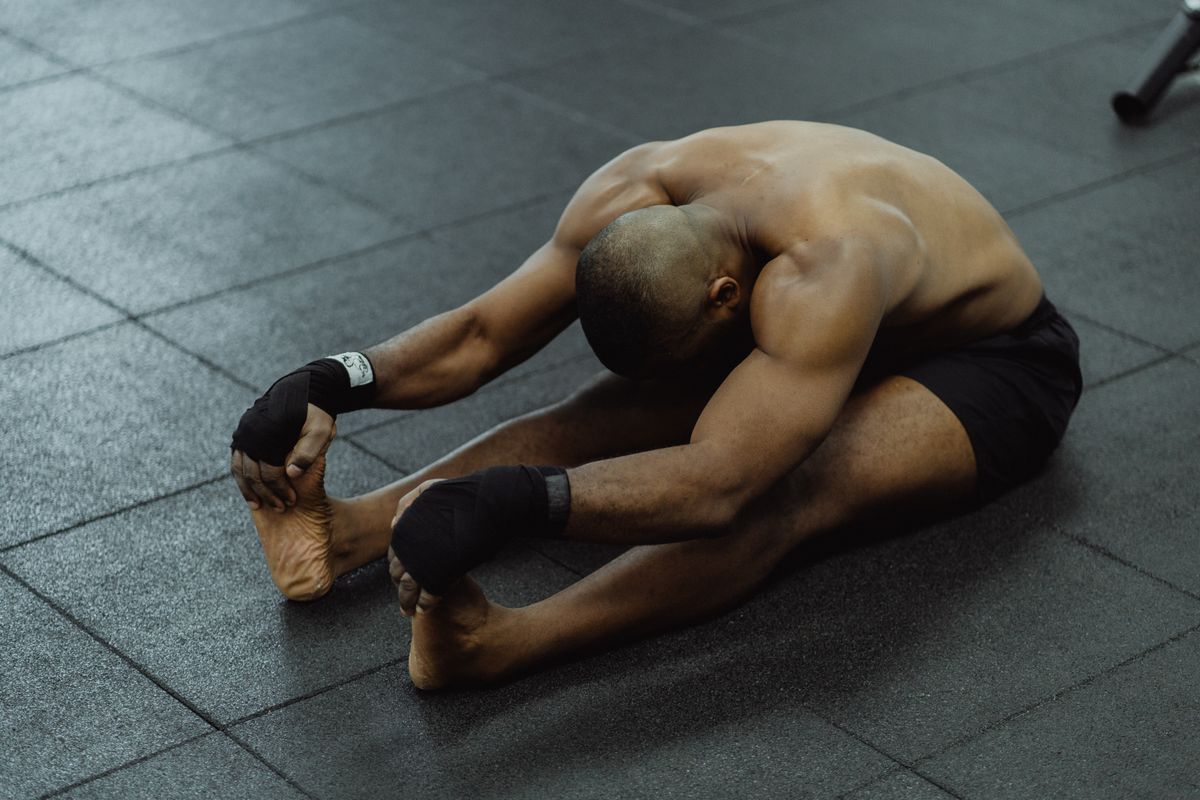 Five Morning Mobility Drills That Unlock Your Back And Hips